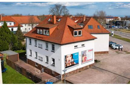 Mehrfamilienhaus mit Gewerbeeinheit und Entwicklungspotenzial - Merseburg