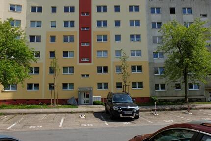 Helle 3-Zi.-Wohnung + EBK & Stellplatz in NB-Datzeberg ab sofort - Neubrandenburg