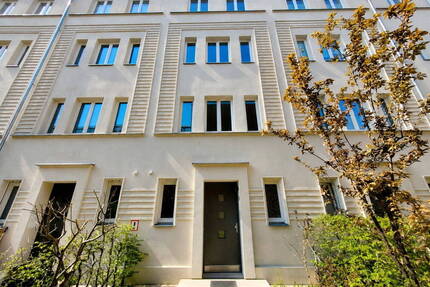 Modernes Townhouse im historischen Herzen von Potsdam mit Terrasse & TG-Stellplatz