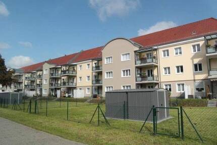 Geräumige 3-R-Wohnung mit Balkon in Dessau-Süd - Dessau-Roßlau