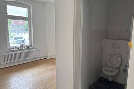 Erstbezug nach Renovierung! 2 ZW in der Harriesstr. 7 in Kiel - OTTO STÖBEN GmbH