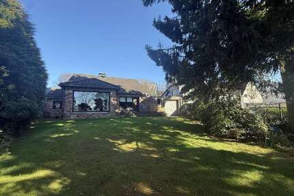 Haus zum Kaufen in Solingen 550.000,00 € 160.72 m²