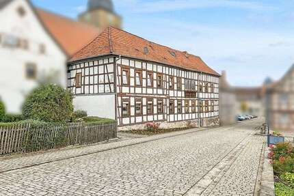 Haus zum Kaufen in Heldburg 99.000,00 € 150 m²