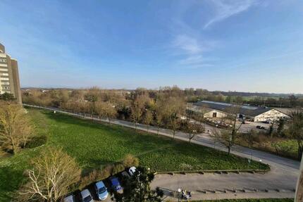 Neuhofen 3 ZKB zu vermieten - 690,00&nbsp;EUR Kaltmiete, ca.&nbsp; 70,00&nbsp;m&sup2; in Waldsee (PLZ: 67165)