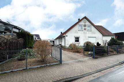 Ein Zuhause mit Herz und Weite - Familienparadies mit Pool, Teich und Wintergarten! (SY-1020-202) - Celle Garßen