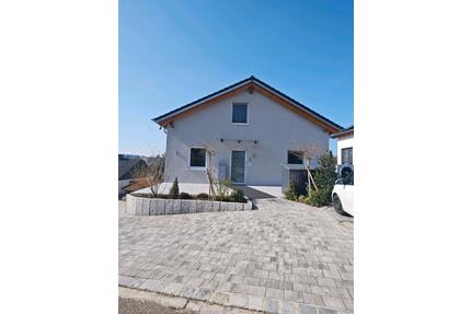 Apartment möbiliert 2 Zimmer - 1.100,00&nbsp;EUR Kaltmiete, ca.&nbsp; 45,00&nbsp;m&sup2; in Untergruppenbach (PLZ: 74199)