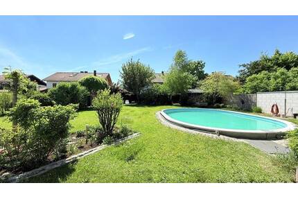 … AIGNER - elegantes Domizil in niveauvoller Umgebung mit großem Salzwasserpool + Baugrundstück ... - Neuötting