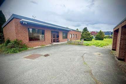 Haus zum Kaufen in Oberhausen 790.000,00 € 229 m²