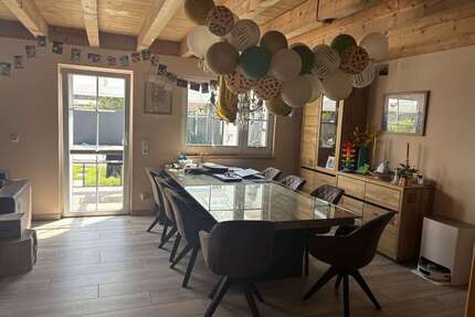 Haus zum Mieten in Forstern 3.630,00 € 220 m²