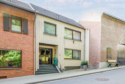 Großzügiges Einfamilienhaus mit Wintergarten und weitläufigem Garten in Selfkant - Hillensberg! - Selfkant / Hillensberg