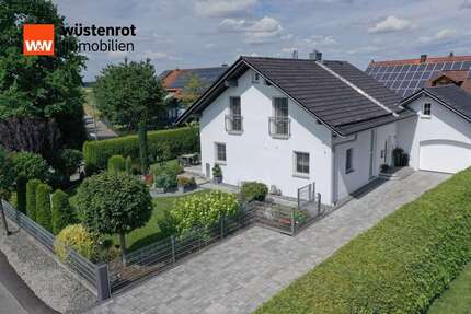 Haus zum Kaufen in Aholfing 625.000,00 € 138 m²
