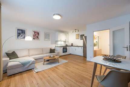 Wohnung zum Kaufen in Berlin 284.213,00 € 49.48 m²