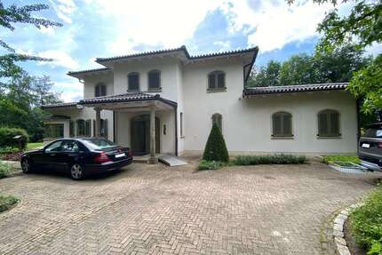 Haus zum Kaufen in Bad Bentheim 1.950.000,00 € 369 m²