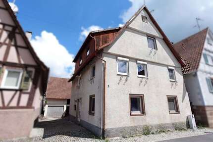 Haus zum Kaufen in Illingen- Schützingen 172.000,00 € 104 m²