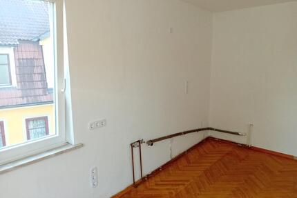 Moderne 2 Zimmer Wohnung mit Kfz Stellplatz in Coburg zu vermiete