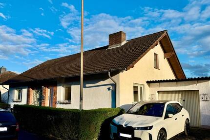 Neuwertige und Hochwertige 5 ZKB Wohnung am Osterbach inkl. Küche - Homberg (Efze)