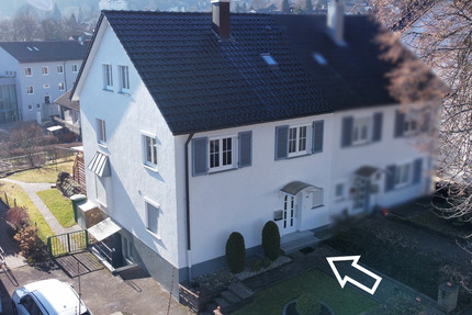 Ansprechende Doppelhaushälfte mit Garten und Doppelgarage - Freudenstadt