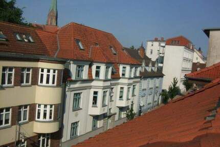 Ideal für Single++kleine, gemütliche 2-Zimmer-Wohnung++unterm Dach - Schwerin Schelfstadt
