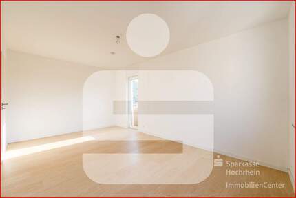 Modernisierte Eigentumswohnung mit Traum-Aussicht über die Dächer von Wehr, 3.OG ohne Lift