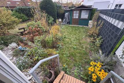Reihenmittelhaus mit kleinem Garten, Vollkeller, Solar und Garage - Braunschweig Völkenrode