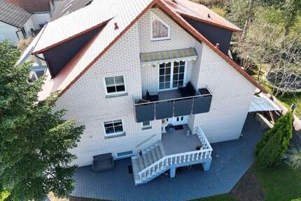 Exklusives großes 7 Zimmer Haus mit Anliegerwohnung - Kitzingen