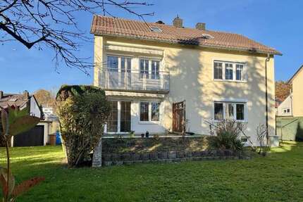 Haus zum Kaufen in Deggendorf 479.000,00 € 164 m²