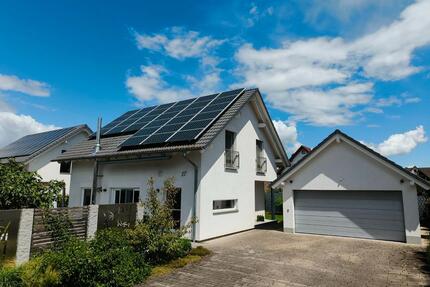 Einfamilienhaus in bester Lage - 611.000,00&nbsp;EUR Kaufpreis, ca.&nbsp; 127,00&nbsp;m&sup2; in Kehl (PLZ: 77694)