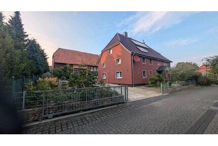 Charmantes Familienparadies mit Garten und Großen Gebäudenutzung - Söhlde