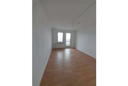 Wohnung zum Mieten in Dresden 240,00 € 33.83 m²