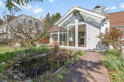 Bezugsfrei! Ruhiges Einfamilienhaus mit großem Garten! Provisionsfrei! - München Allach-Untermenzing