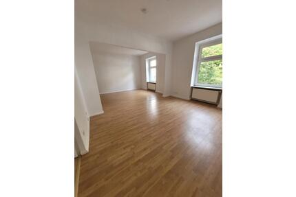 1. Etage: Charmante 2,5 Zimmerwohnung Selbecker Str. 101 - Hagen Dahl