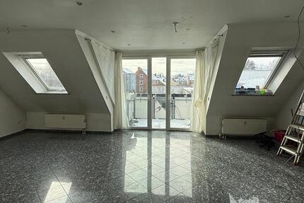 Exklusive Dachgeschoss-Wohnung mit Süd-West-Balkon - Molfsee