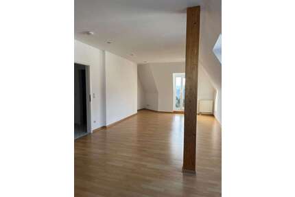 Wohnung zum Kaufen in Zwickau 125.000,00 € 84.4 m²