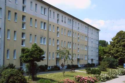 Wohnung zum Mieten in Weißwasser 330,00 € 59.75 m²
