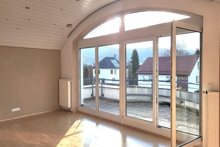 Provisionsfrei* Sofort beziehbar PENTHOUSEFEELING 5-Zi. WHG auf 145 m² übers DG inkl. 2 KFZ-Stellpl. - Lorch