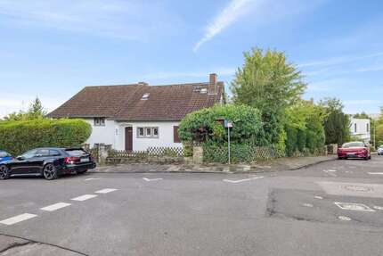 Haus zum Mieten in Hofheim 2.950,00 € 181.84 m²