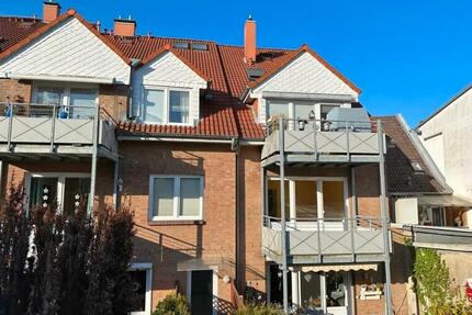Renoviert: Moderne 2,5 Zimmer, EBK, Balkon, Garage - Schleswig