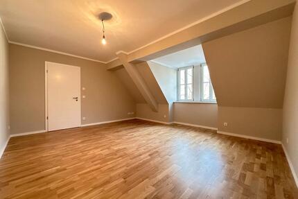 schöne Wohnung an der Saale - 1.344,00&nbsp;EUR Kaltmiete, ca.&nbsp; 112,00&nbsp;m&sup2; in Bad Dürrenberg (PLZ: 06231)