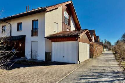 RESERVIERT! Bernried am STA-See! Großzügige neuwertige DHH mit Garage in Bahnhofsnähe. Einziehen und wohlfühlen! - Bernried am Starnberger See