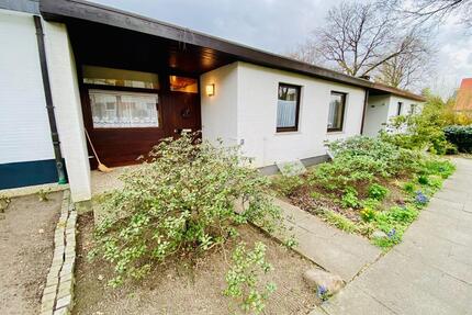 Reihenhaus-Bungalow in ruhiger, zentraler Lage von privat - Reinbek