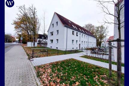 Klein aber FEIN! 2-Zimmer-Wohnung, moderne Einbauküche, Tageslichtbad mit Dusche, Keller - Wedel