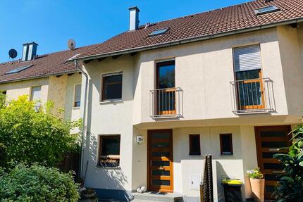 178 m² Reihenhaus in Nürnberg | Moderne Küche, 6xZi, 2xBad