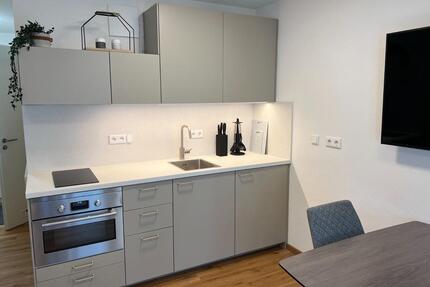 Möblierte Wohnung nähe Uni mit Terrasse, Stellplatz- All-In Preis - Neutraubling