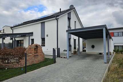 Haus zum Kaufen in Altenstadt 545.000,00 € 121.42 m²