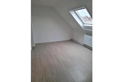 3 Zimmer DG Wohnung in Salach zu vermieten - Kuchen
