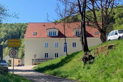 Sehr schöne naturnahe 2 - 3 Zimmerwohnungen zu vermieten - Solnhofen