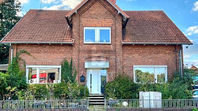 397 M² WOHNFLÄCHE VOLLER MÖGLICHKEITEN - Bassum