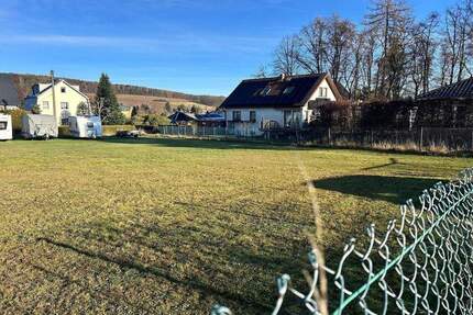 Bauträgerfreies Grundstück am Rande von Chemnitz sucht neuen Besitzer!!!