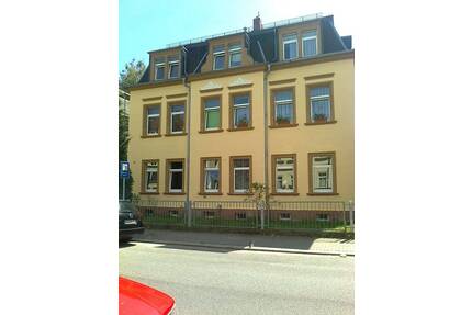 Schönes MFH mit Hinterhaus und Grundstück in ruhiger Lage von Pieschen - Dresden Mickten