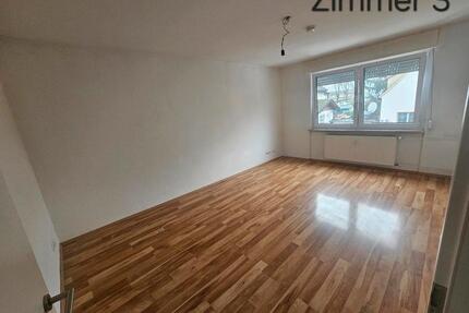 3 ZW 80m² in 3 FH (OG ) Garten, Stellplatz - Sulzbach (Taunus)